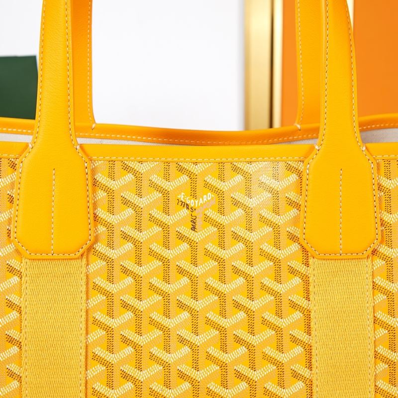 Goyard Shopping Bags